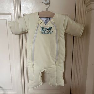 NWOT Baby Merlin's Magic Sleepsuit 6-9 months